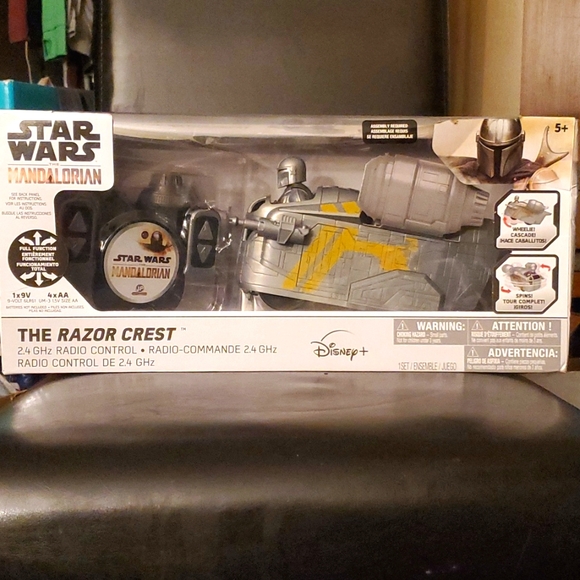 Star Wars The Razor Crest Radio Control - Picture 1 of 5